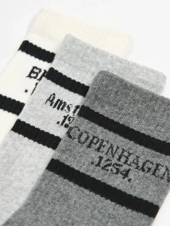 3 pack skarpet z nazwami miast