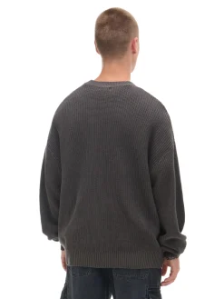 Żakardowy szary sweter