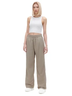 Beżowe spodnie jogger