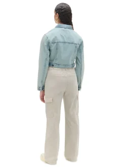 Beżowe spodnie straight cargo