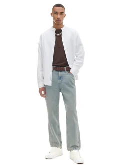 Biała koszula ze stójką