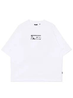 Biała koszulka z nadrukiem