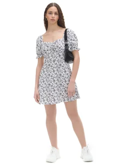 Biała sukienka mini w kwiaty