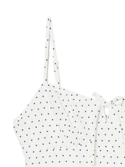 Biała sukienka w groszki