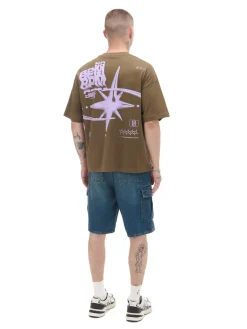 Brązowa koszulka z nadrukiem