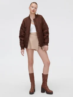 Ciemnobrązowa kurtka bomber