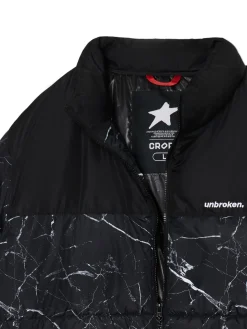 Ciemnoszara kurtka puffer z nadrukiem