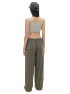 Ciemnozielone jeansy parachute