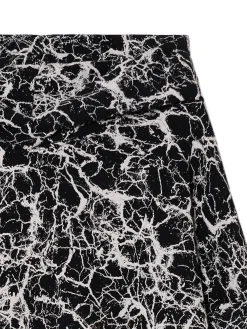 Czarna bluza hoodie z nadrukiem all over