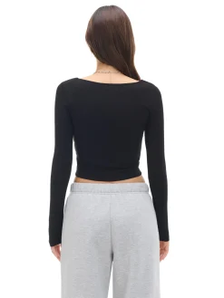 Czarna bluzka z długim rękawem