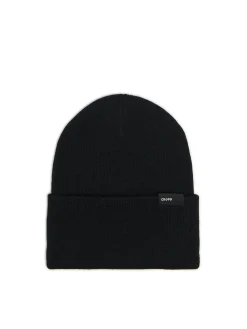 Czarna czapka beanie