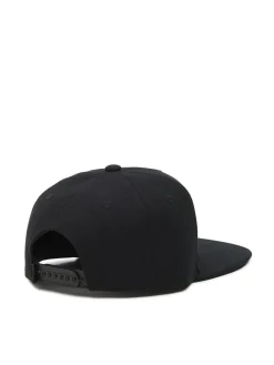Czarna czapka snapback z haftem