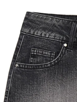 Czarna jeansowa spódnica mini