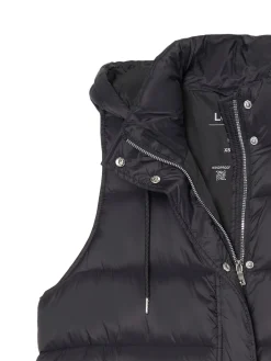 Czarna kamizelka puffer z kapturem