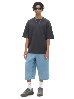 Czarna koszulka basic