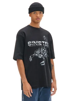 Czarna koszulka ze skorpionem