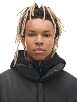 Czarna kurtka - bluza