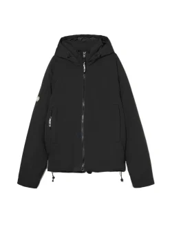 Czarna kurtka puffer z kapturem
