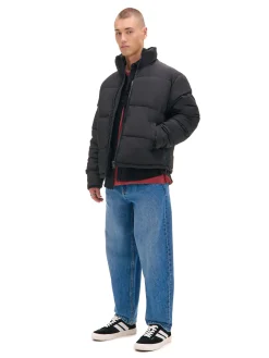 Czarna kurtka puffer ze stójką