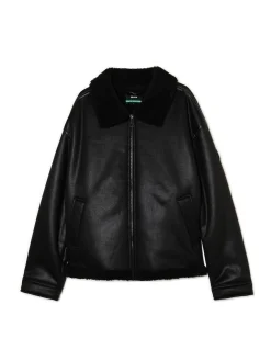 Czarna kurtka sherpa z imitacji skóry