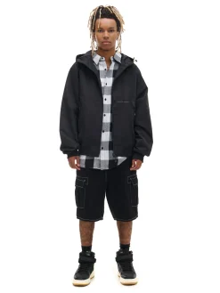 Czarna lekka kurtka z kapturem