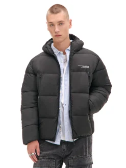 Czarna pikowana kurtka puffer