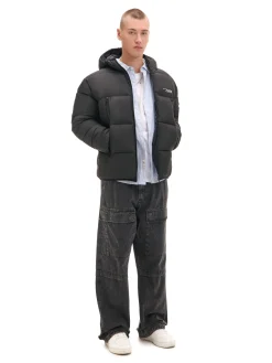 Czarna pikowana kurtka puffer