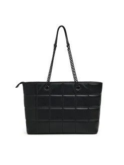 Czarna pikowana torebka na łańcuszku