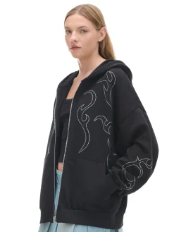 Czarna rozpinana bluza z aplikacjami