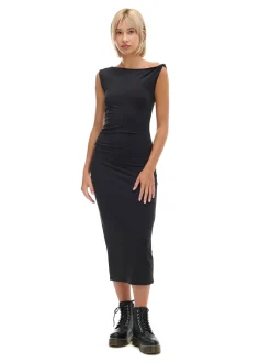 Czarna sukienka maxi z marszczeniem