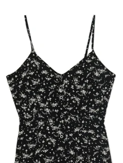 Czarna sukienka midi z motywem kwiatowym