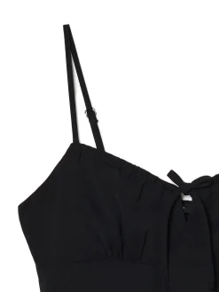 Czarna sukienka z kokardką