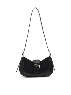 Czarna torebka typu bagietka