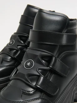 Czarne botki na rzepy