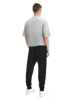 Czarne gładkie joggery regular