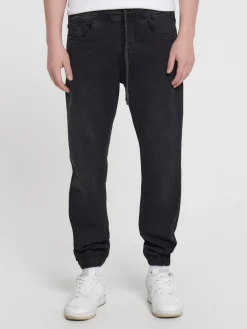Czarne jeansy jogger