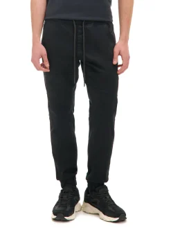 Czarne joggery z kieszeniami cargo