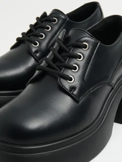 Czarne loafersy z imitacji skóry