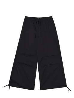 Czarne spodnie wide leg