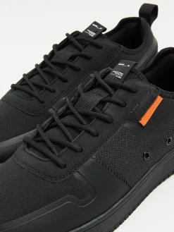 Czarne sportowe sneakersy