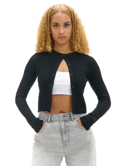 Czarny kardigan z guzikami