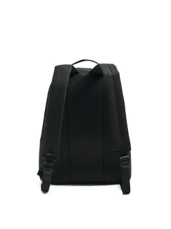 Czarny plecak z piórnikiem