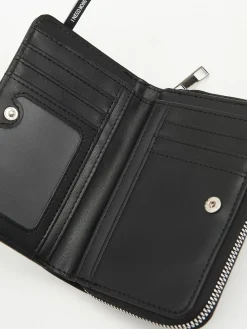 Czarny portfel z nadrukiem Kuromi