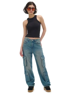 Czarny prążkowany top