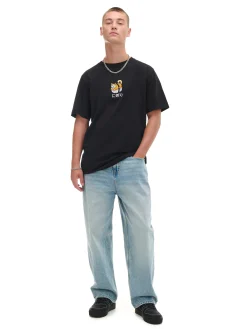 Czarny t-shirt z haftem