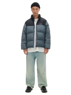 Dwukolorowa kurtka puffer
