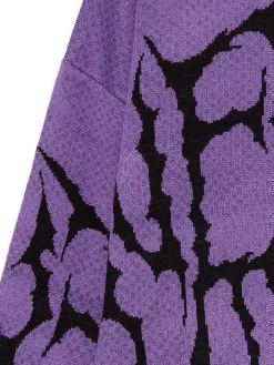Fioletowy sweter z nadrukiem