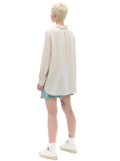 Jasna koszula oversize z rustykalną strukturą