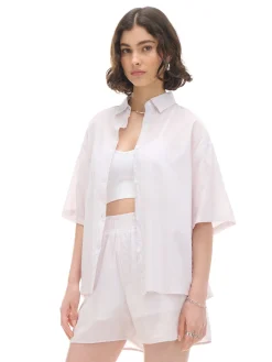 Jasna koszula w paski