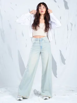 Jasne jeansy wide leg